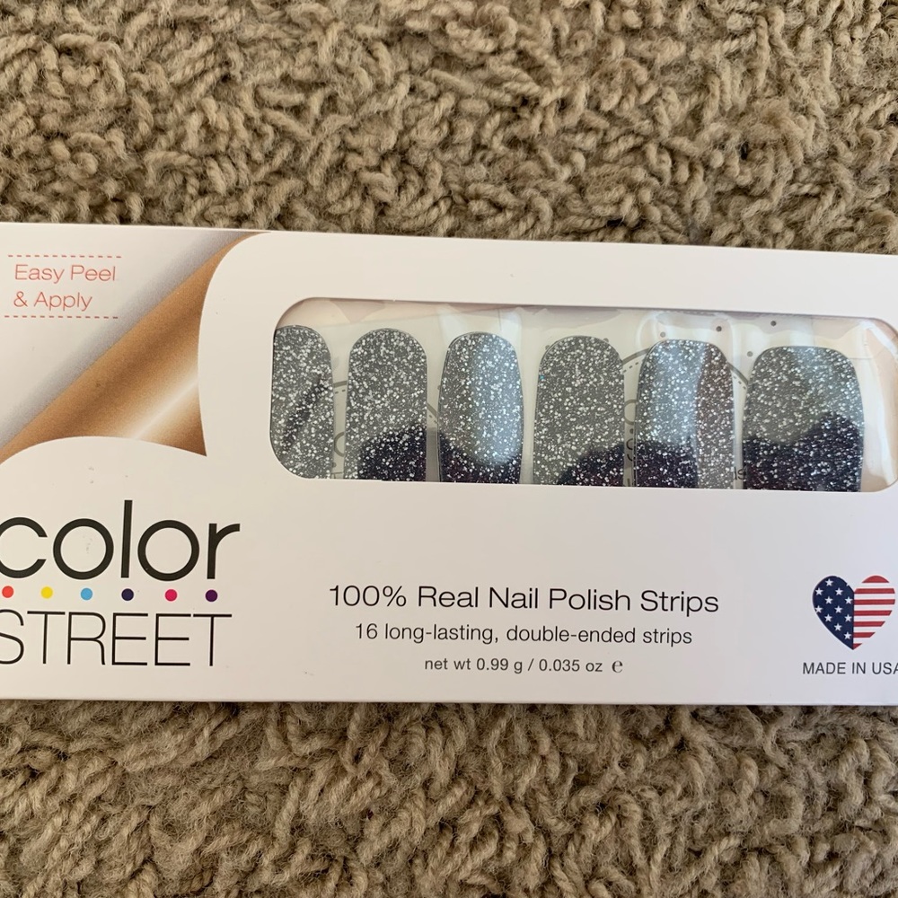 🎀3/$25🎀 Color Street nails.  Moon River.  NWT